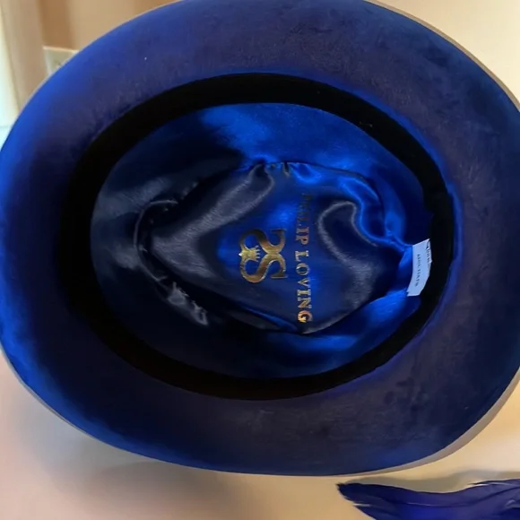 Philip Loving Blue bottom hat never been worn philip loving | Accessories | Philip Loving Blue Bottom Hat  main image 3